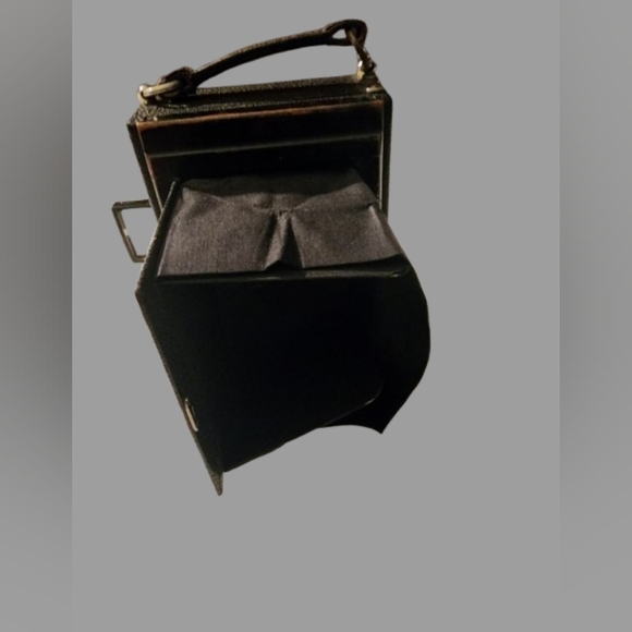 Vintage V. Bittner Breslau Fold Out Camera - Picture 8 of 11